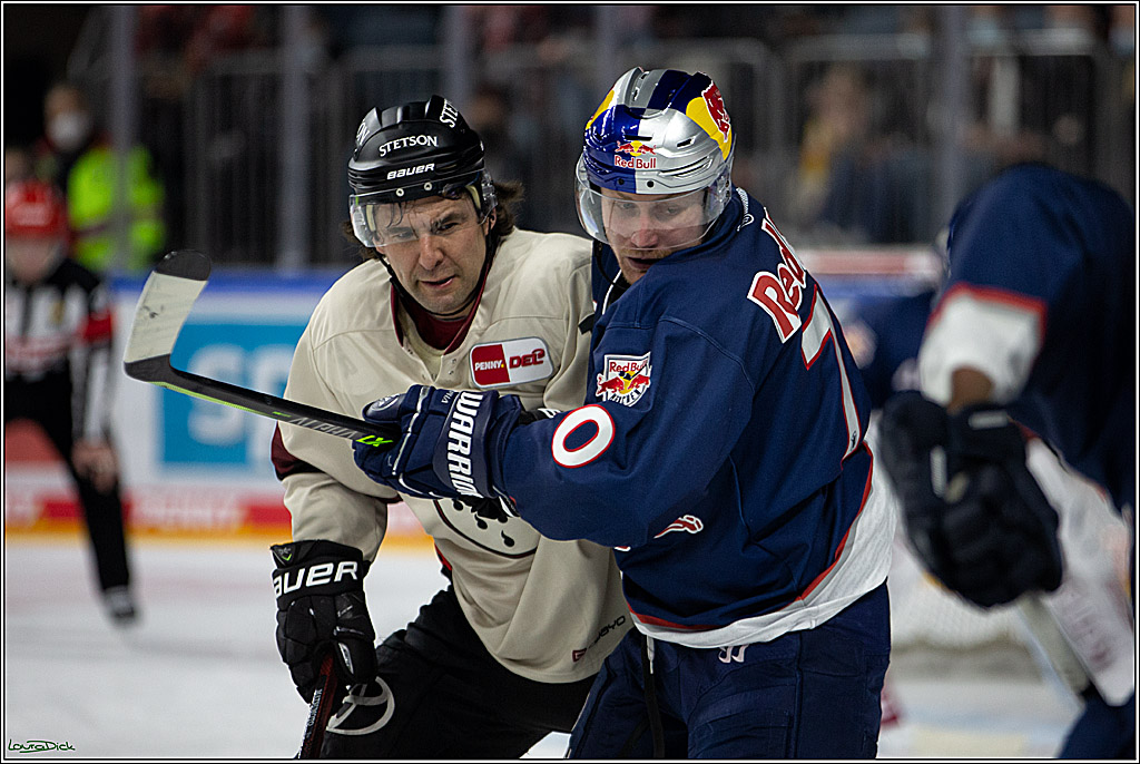 PENNY DEL;  Koelner Haie - EHC Red Bull Muenchen; Koeln, 18.03.2022